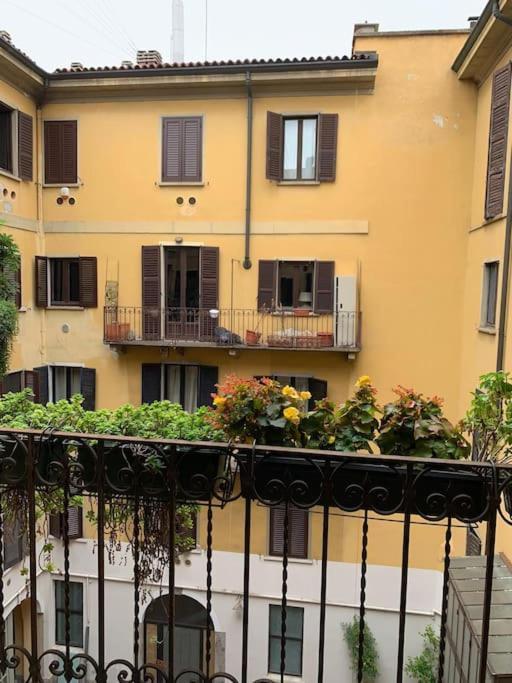 La Casa Alle Colonne - Navigliapartments Milan Exterior photo